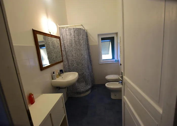 아파트 La Casa Sulla Mattonata Accogliente Su Tipica Creuza Genovese Con Splendida Vista E A Pochi Passi Dalla Stazione Principe 제노바