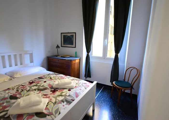 La Casa Sulla Mattonata Accogliente Su Tipica Creuza Genovese Con Splendida Vista E A Pochi Passi Dalla Stazione Principe 아파트 *