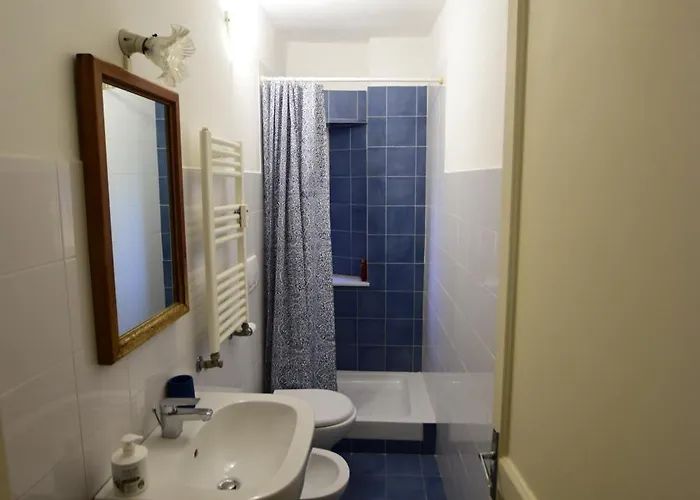 La Casa Sulla Mattonata Accogliente Su Tipica Creuza Genovese Con Splendida Vista E A Pochi Passi Dalla Stazione Principe * 제노바