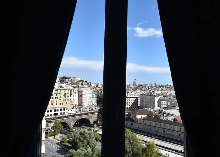 La Casa Sulla Mattonata Accogliente Su Tipica Creuza Genovese Con Splendida Vista E A Pochi Passi Dalla Stazione Principe 아파트 *