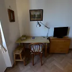 La Casa Sulla Mattonata Accogliente Sulla Tipica Creuza Genovese Con Bella Vista E A Due Passi Dalla Stazione Principe * Genova