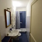 La Casa Sulla Mattonata Accogliente Sulla Tipica Creuza Genovese Con Bella Vista E A Due Passi Dalla Stazione Principe * Genova