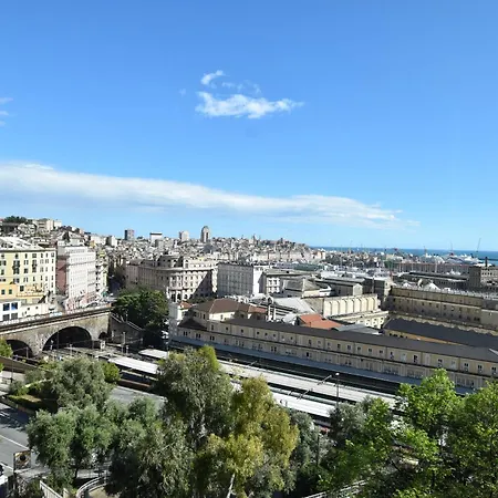 Apartment La Casa Sulla Mattonata, Con Vista Vicino Stazione Principe