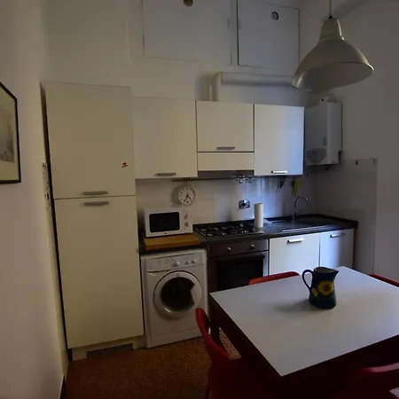 La Casa Sulla Mattonata Accogliente Su Tipica Creuza Genovese Con Splendida Vista E A Pochi Passi Dalla Stazione Principe Apartment *