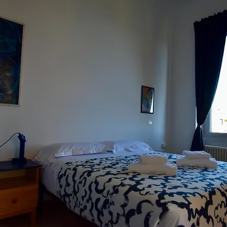 Lejlighed La Casa Sulla Mattonata Accogliente Sulla Tipica Creuza Genovese Con Bella Vista E A Due Passi Dalla Stazione Principe *