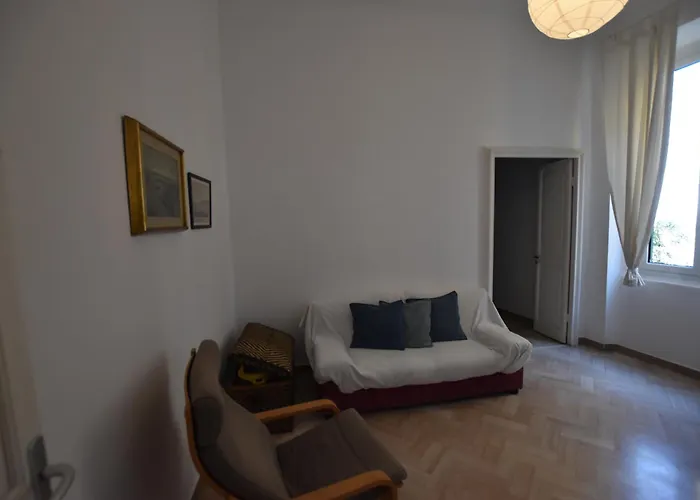 Διαμέρισμα La Casa Sulla Mattonata Accogliente Su Tipica Creuza Genovese Con Splendida Vista E A Pochi Passi Dalla Stazione Principe Γένοβα