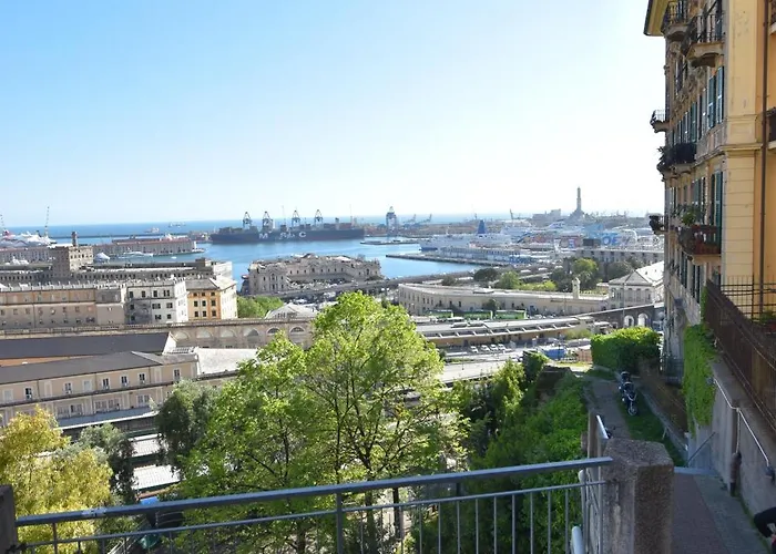 Διαμέρισμα La Casa Sulla Mattonata Accogliente Su Tipica Creuza Genovese Con Splendida Vista E A Pochi Passi Dalla Stazione Principe Γένοβα