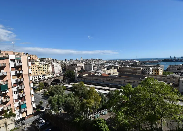 La Casa Sulla Mattonata Accogliente Su Tipica Creuza Genovese Con Splendida Vista E A Pochi Passi Dalla Stazione Principe Διαμέρισμα
