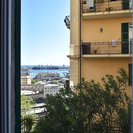 Apartment La Casa Sulla Mattonata Cozy On A Traditional Genoese Path, With A View And Close To Principe Station *